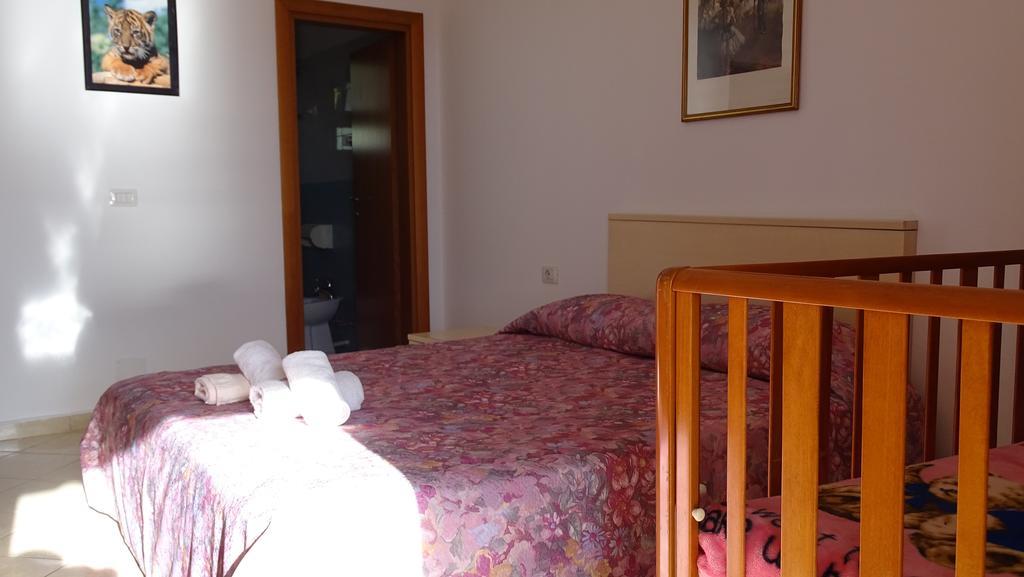 Residence Jazoj Vlorë エクステリア 写真