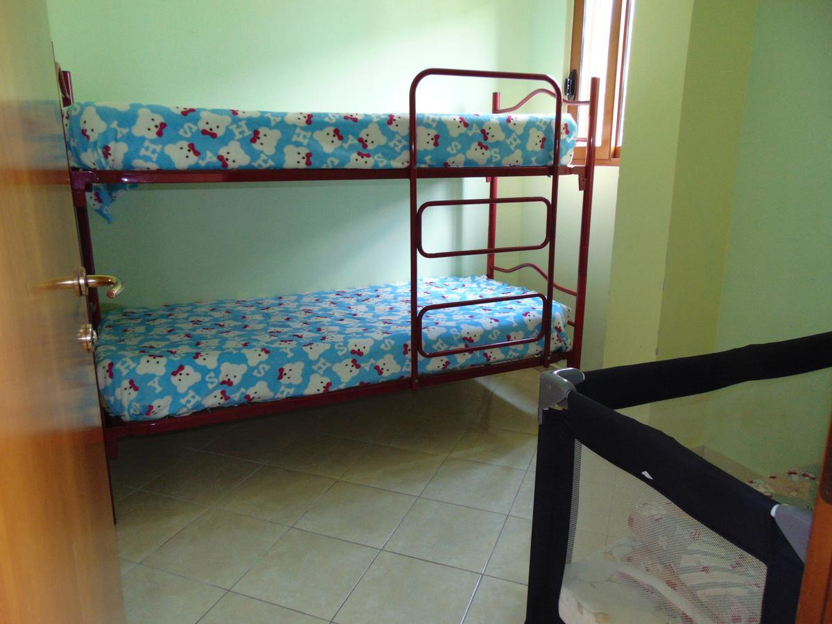 Residence Jazoj Vlorë エクステリア 写真